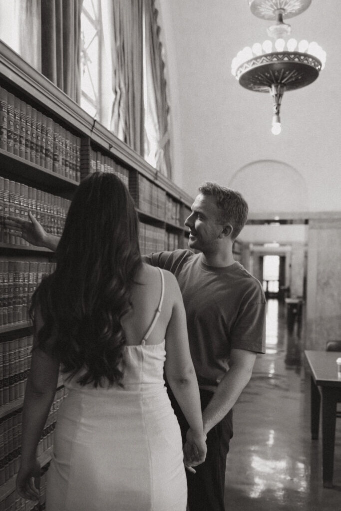 an engagement photoshoot in lincoln nebraska at their capitol building
